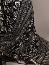 Slub Silk Floral Printed Saree BLK