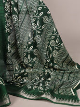 Slub Silk Floral Printed Saree GRN