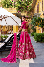 Natural Silk Thread Emroidered Lehenga With Dupatta RPI